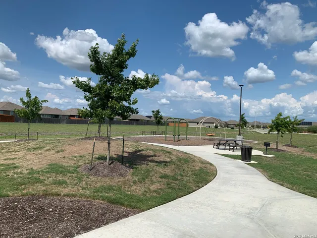 $1,795 | 522 Blue Stem Road, New Braunfels, TX 78130