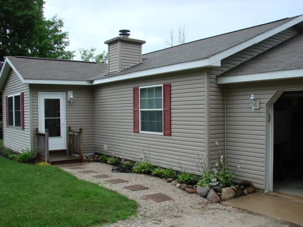 $382,000 | 21652 Ridge Road, Grand Marais, MI 49839