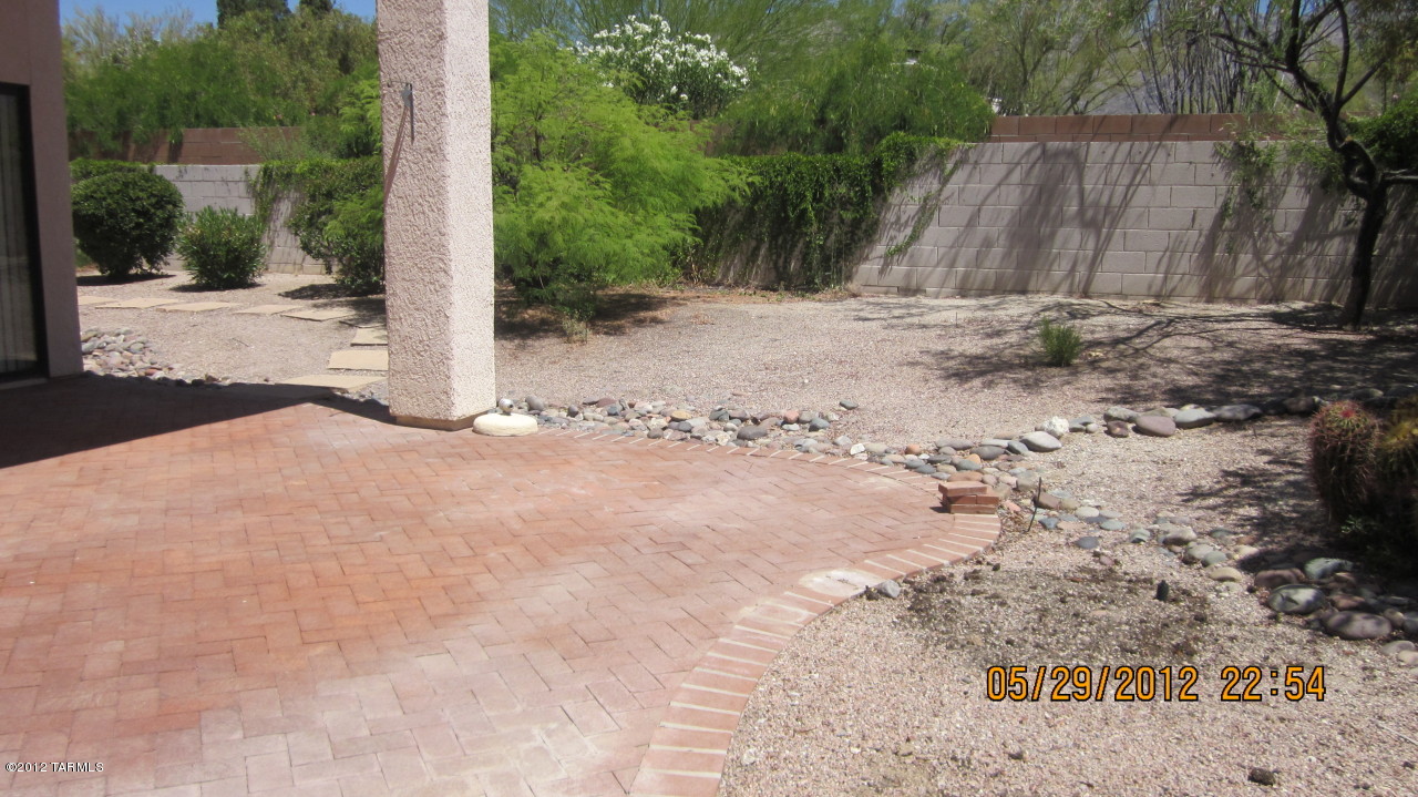 4978 North Valle Road Tucson, AZ 85750 - Photo 15 of 22