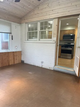 $415,000 | 716 West Lynnwood Avenue, Arlington Heights, IL 60004