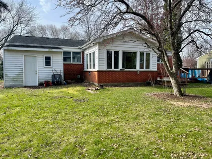 $415,000 | 716 West Lynnwood Avenue, Arlington Heights, IL 60004