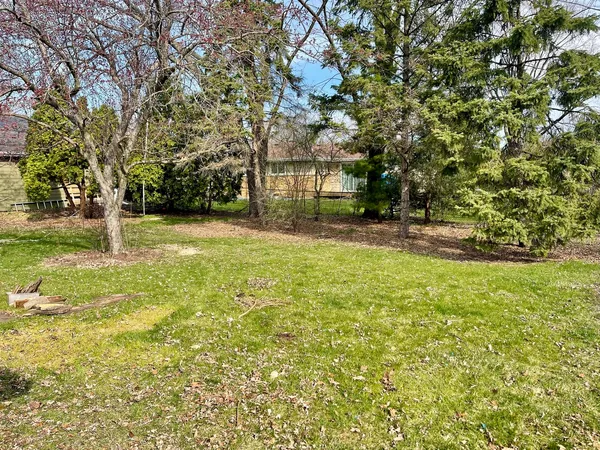 $415,000 | 716 West Lynnwood Avenue, Arlington Heights, IL 60004