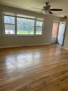 $415,000 | 716 West Lynnwood Avenue, Arlington Heights, IL 60004