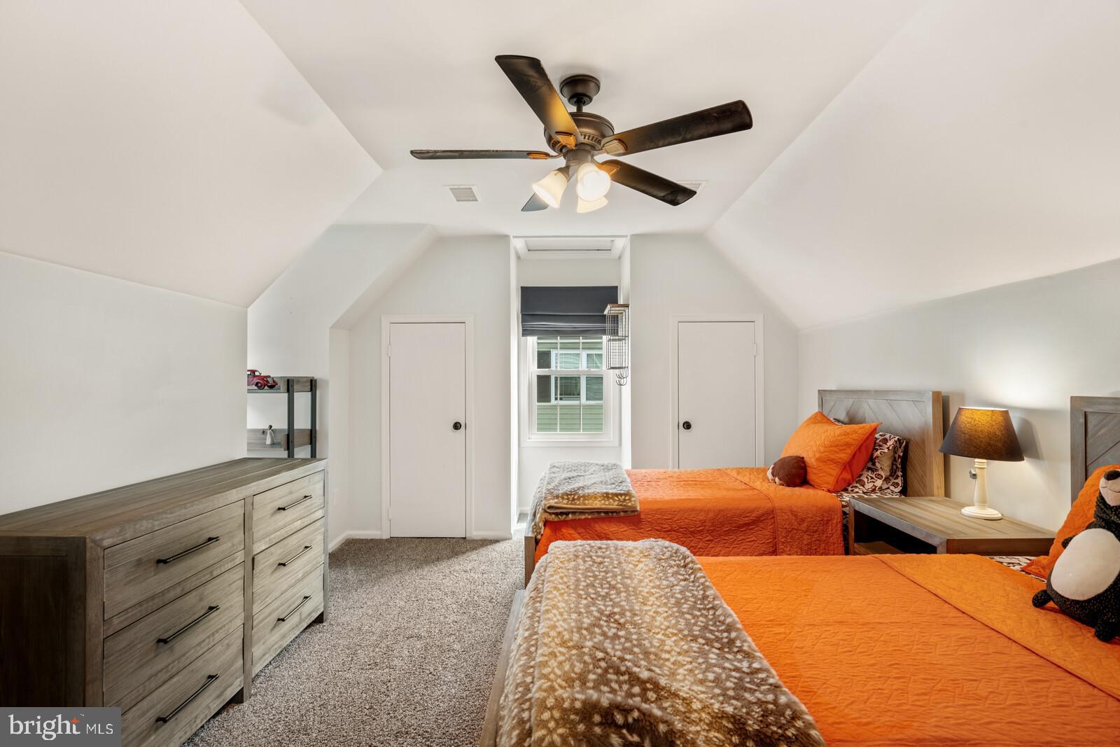 2834 Edgelea Road Vienna, VA 22181 - Photo 24 of 38 Gallery Image 24