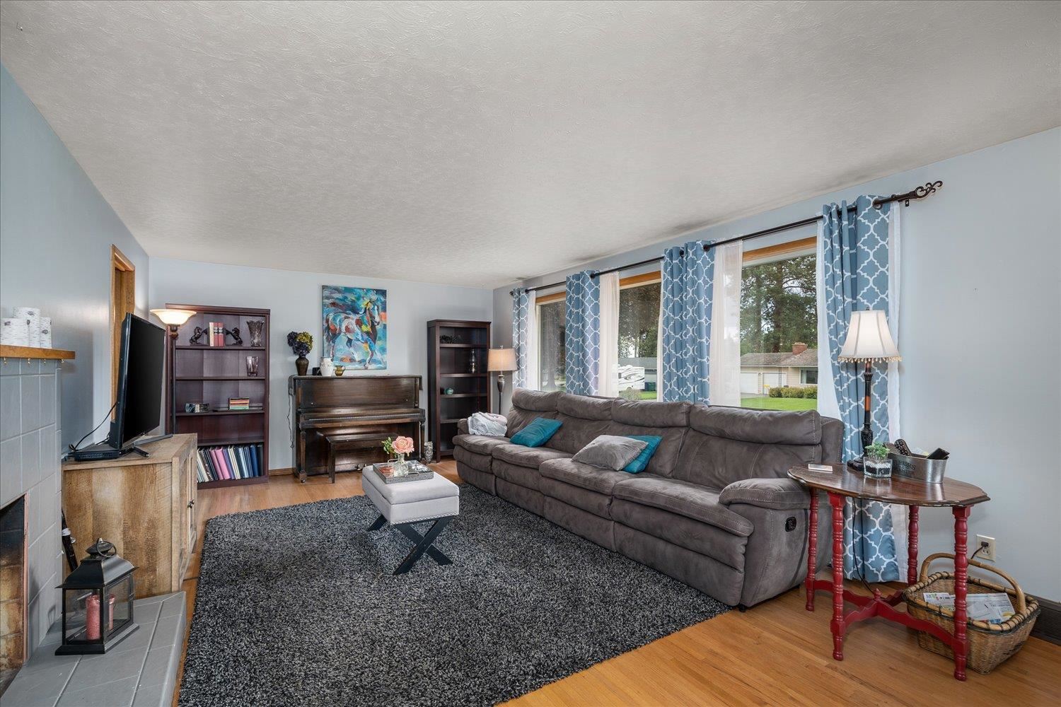 12619 East Saltese Road Spokane Valley, WA 99216 - Photo 3 of 31