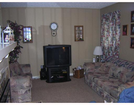 5927 Springfield Xenia Road Springfield, OH 45502 - Photo 3 of 11