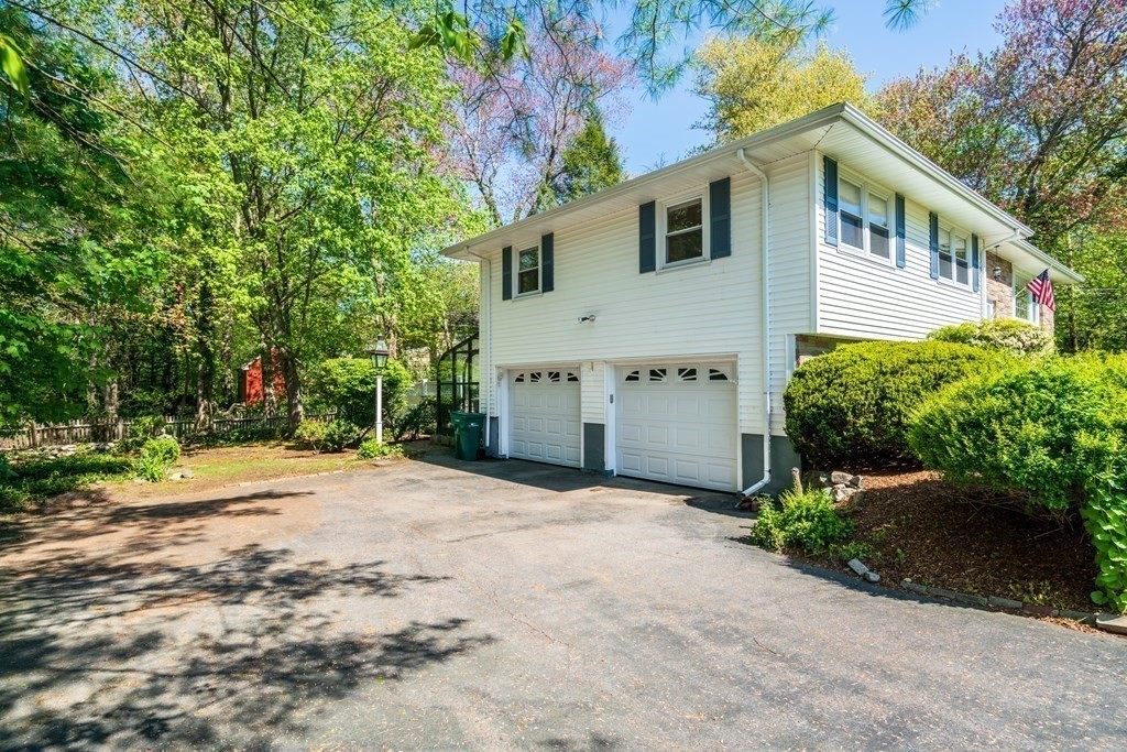 20 Leyton Road Norwood, MA 02062 - Photo 28 of 29 Gallery Image 28