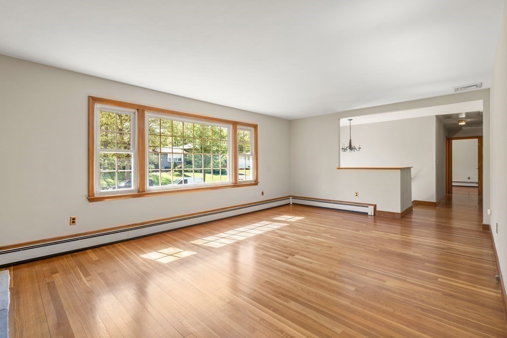 20 Leyton Road Norwood, MA 02062 - Photo 7 of 29 Gallery Image 7