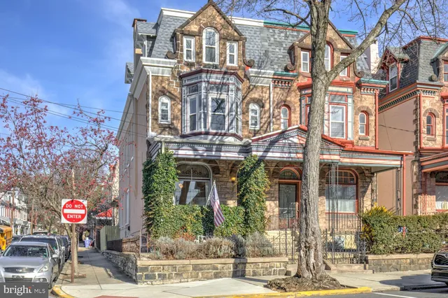 $245,000 | 221 Douglass Street, Reading, PA 19601