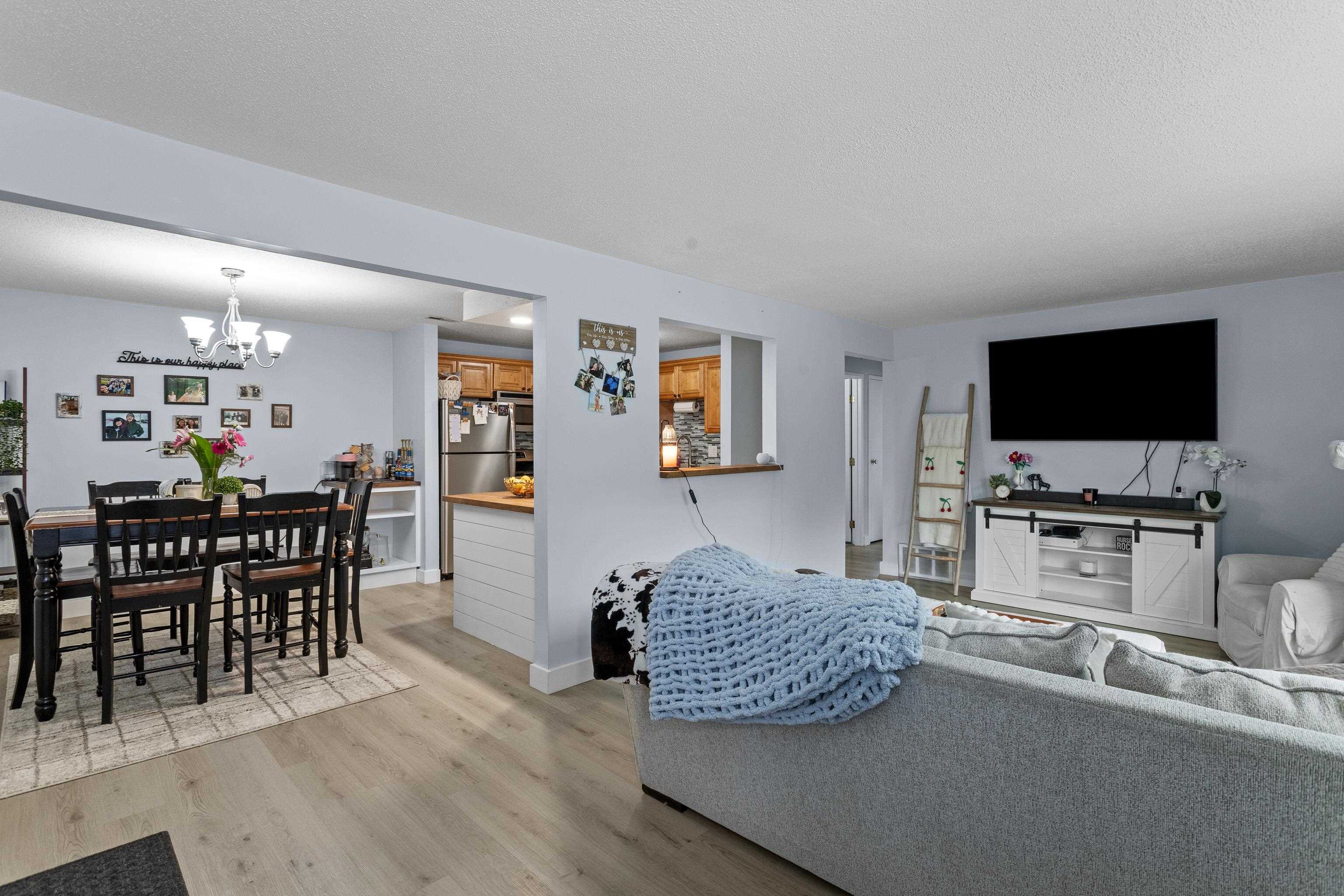 3 Brookside Drive, Unit 10 Exeter, NH 03833 - Photo 5 of 26