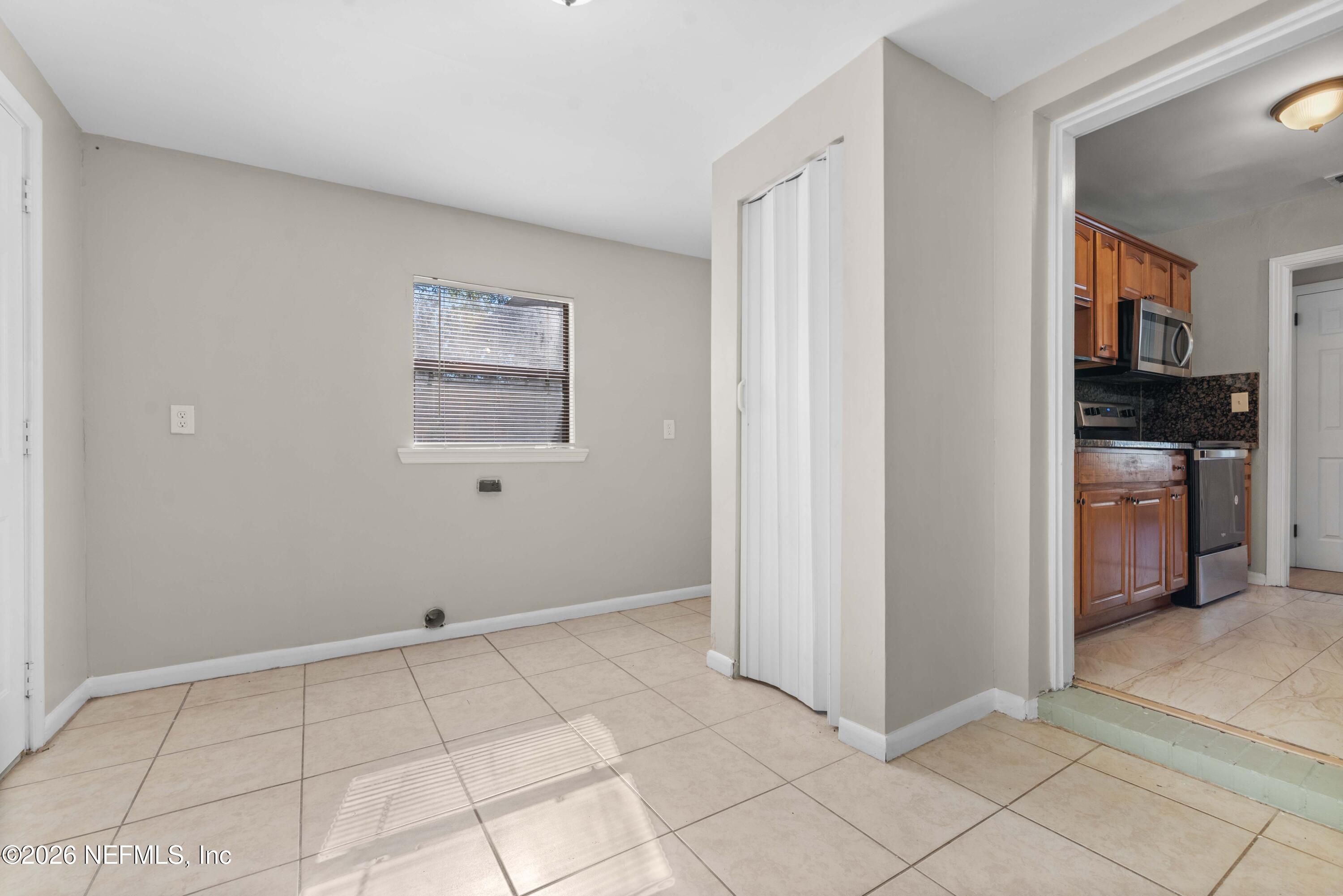 5247 Cleveland Road Jacksonville, FL 32209 - Photo 13 of 37 5247 Cleveland Rd-16