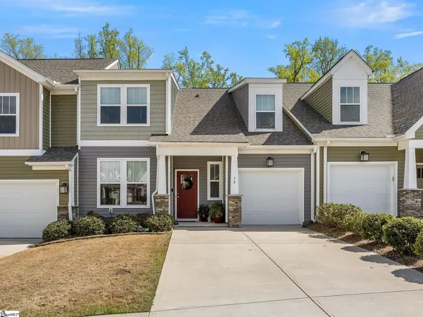 $332,500 | 38 Creekhaven Lane, Taylors, SC 29687