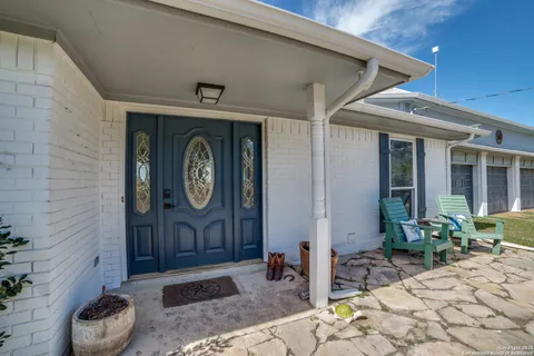 $599,000 | 8415 County Road 279, Rio Medina, TX 78066