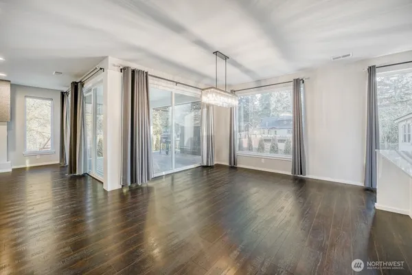 $1,050,000 | 2873 South 353rd Place, Federal Way, WA 98003