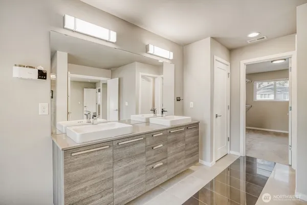 $1,050,000 | 2873 South 353rd Place, Federal Way, WA 98003