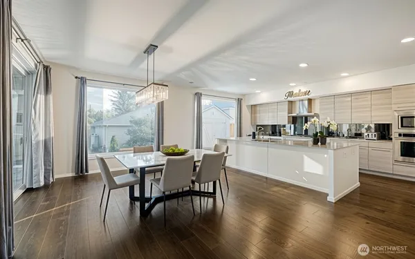 $1,050,000 | 2873 South 353rd Place, Federal Way, WA 98003