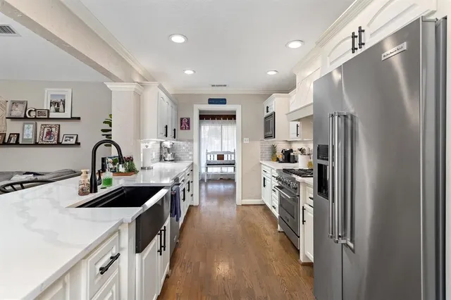 $364,900 | 865 Nantucket Drive, Beaumont, TX 77706