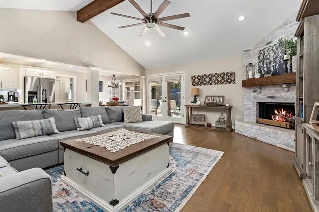 $364,900 | 865 Nantucket Drive, Beaumont, TX 77706