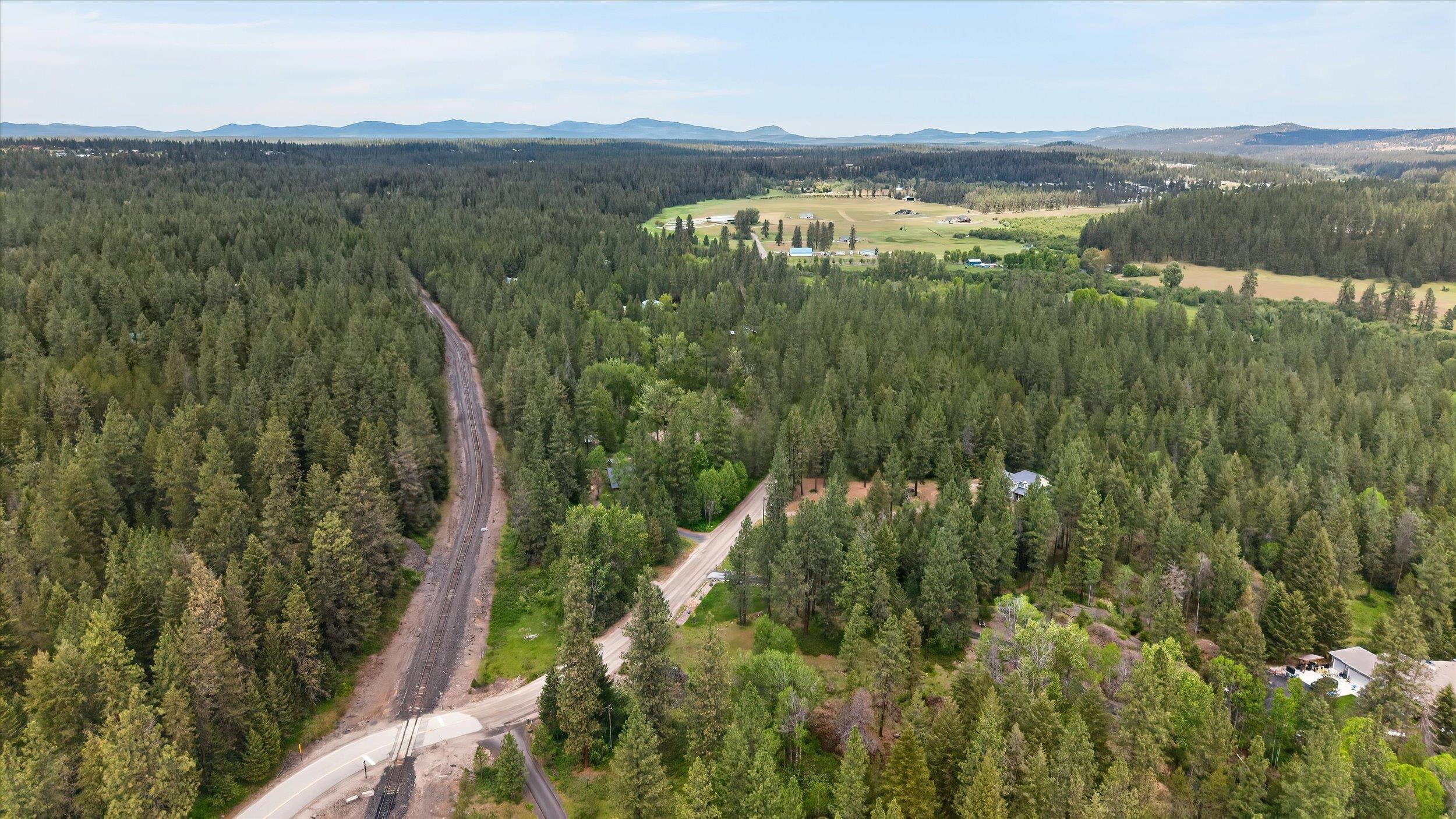 23311 North Crescent Road Chattaroy, WA 99003 - Photo 43 of 48