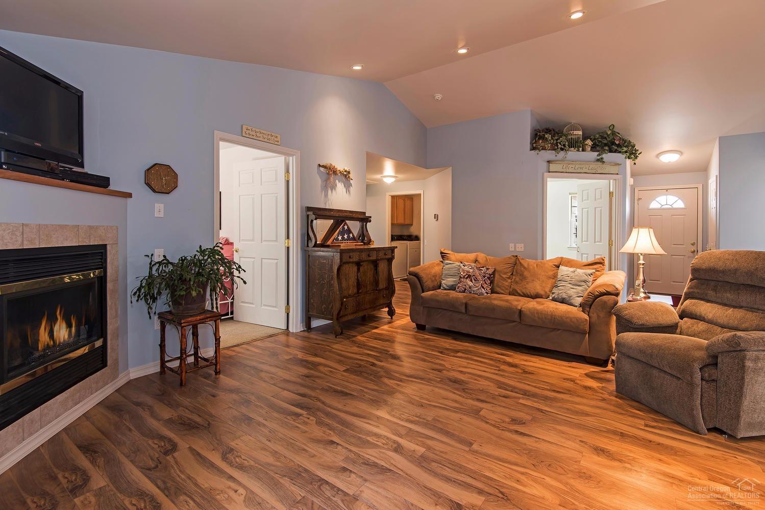1227 Glacier Ridge Road Bend, OR 97701 - Photo 4 of 15 Additional Photo