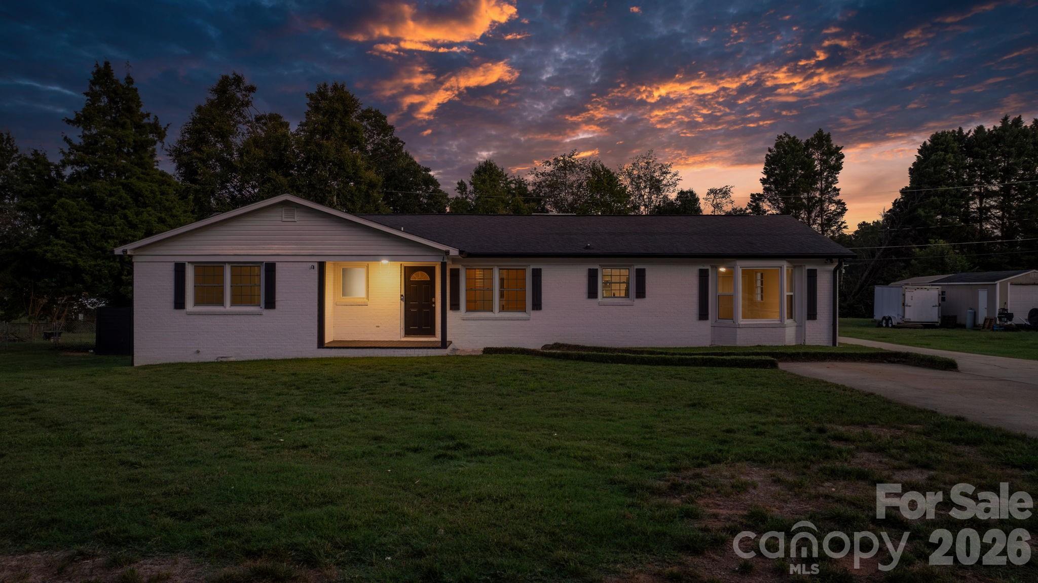 5795 Valley Field Road Southeast Hickory, NC 28602 - Photo 1 of 48 Gallery Image 1