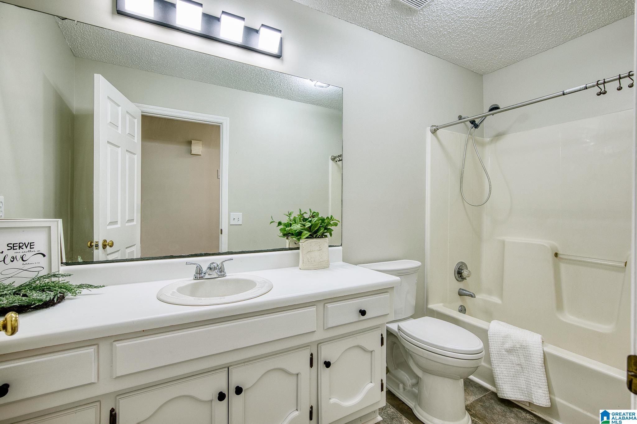 4417 Mayfair Road Anniston, AL 36207 - Photo 18 of 20