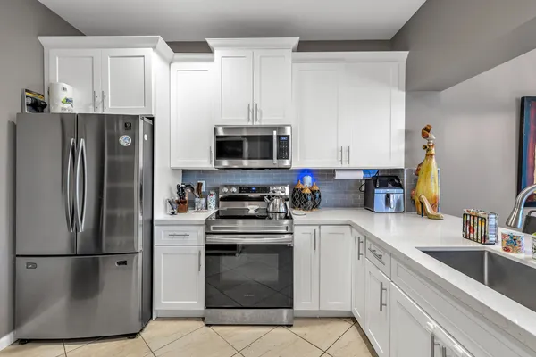 $3,500 | 6407 Bella Circle, Unit 403, Boynton Beach, FL 33437