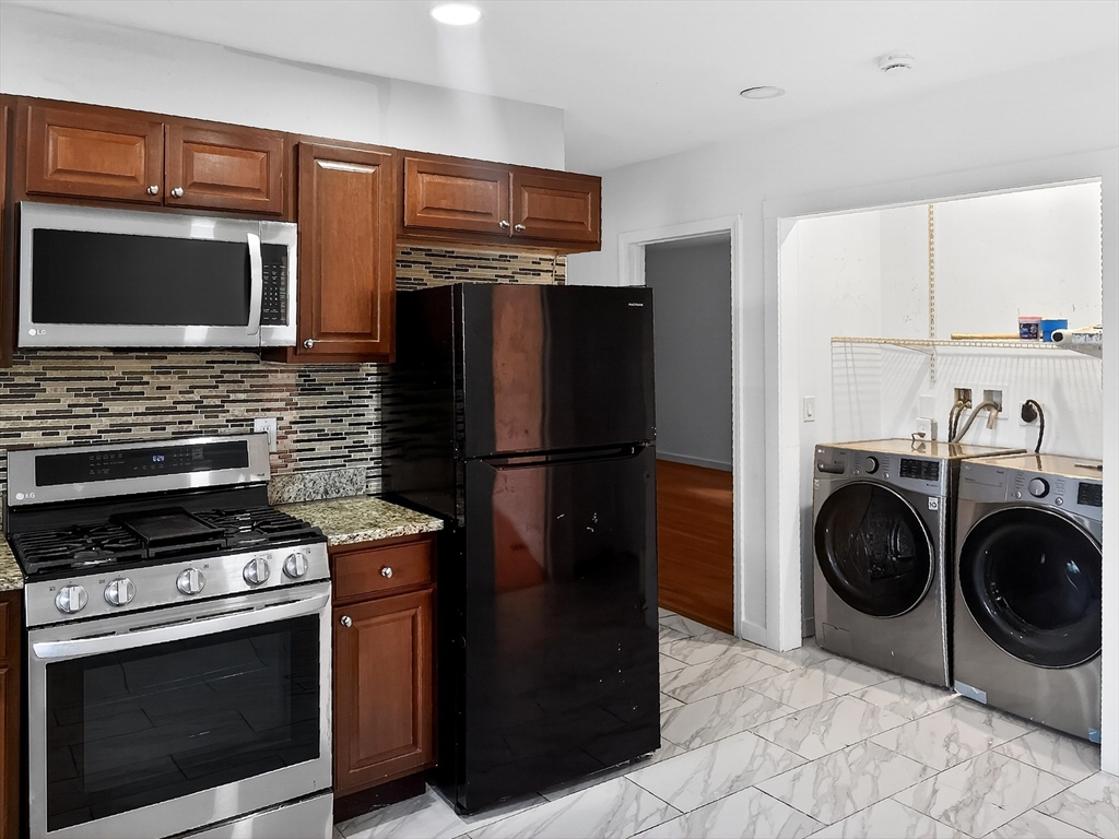 247 Pilgrim Avenue, Unit 1 Worcester, MA 01604 - Photo 6 of 15