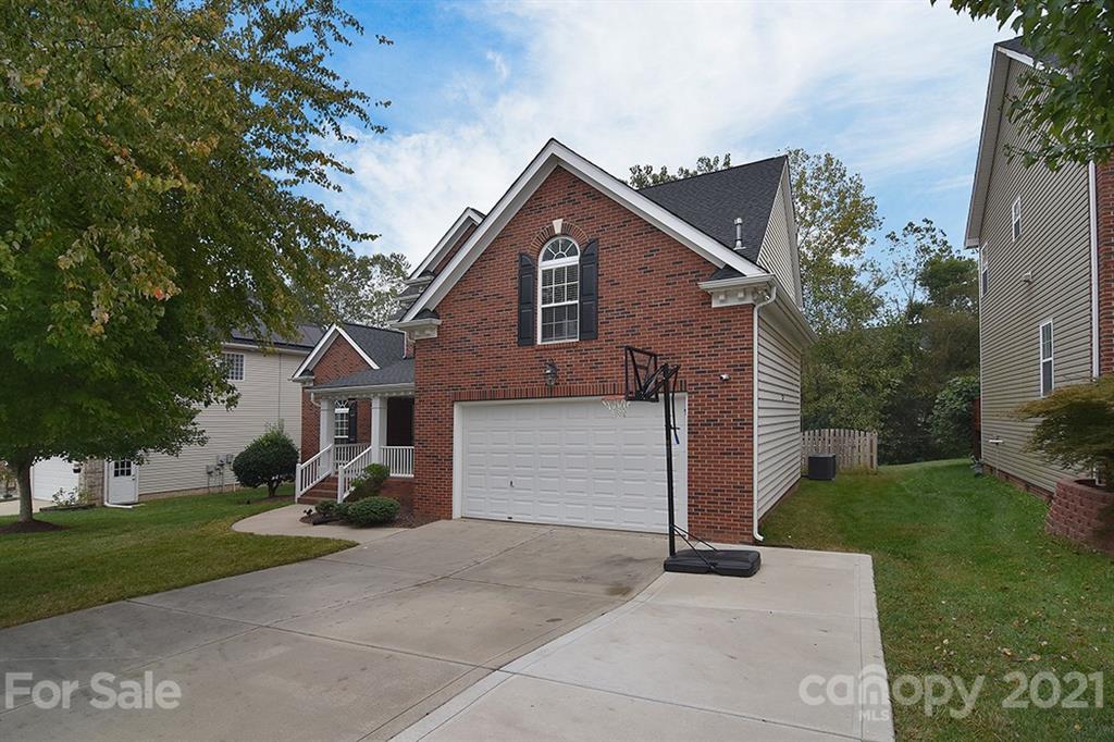 1529 Copperplate Road Charlotte, NC 28262 - Photo 2 of 47 Gallery Image 2