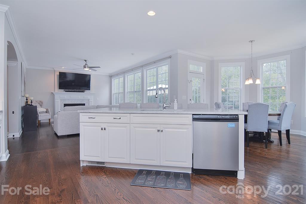 1529 Copperplate Road Charlotte, NC 28262 - Photo 13 of 47 Gallery Image 13
