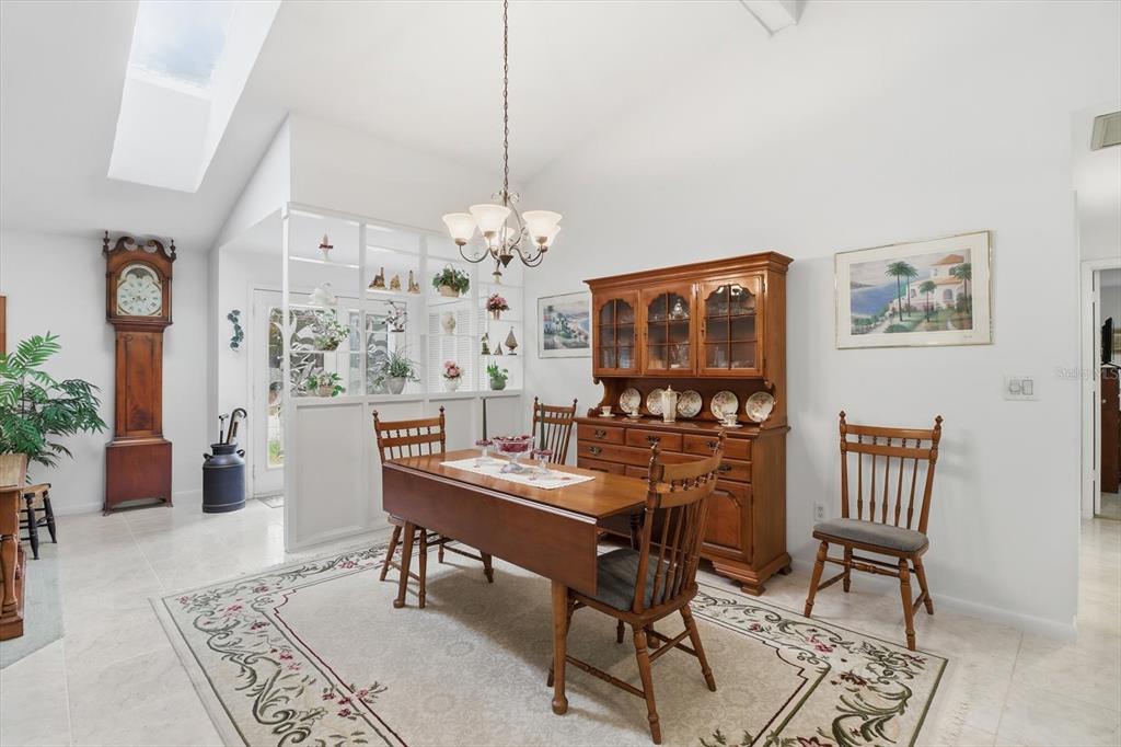 95 Golfview Drive Homosassa, FL 34446 - Photo 6 of 44