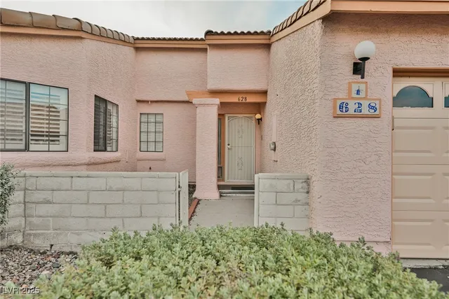 $330,000 | 628 Cervantes Drive, Henderson, NV 89014