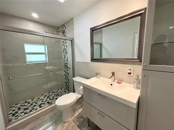 $3,600 | 151 Northwest 165th Street, Miami, FL 33169