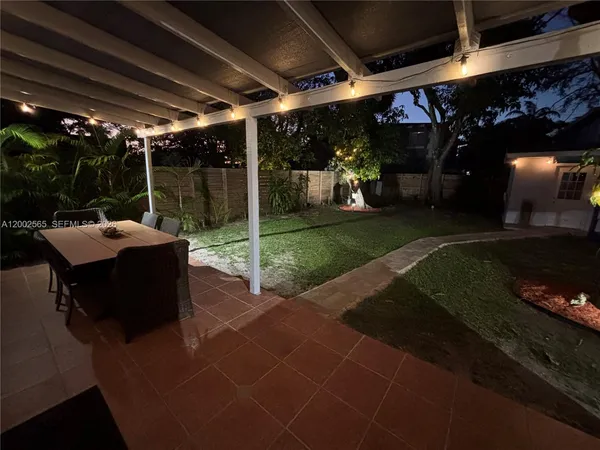 $3,600 | 151 Northwest 165th Street, Miami, FL 33169
