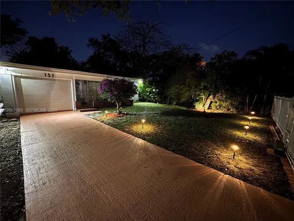 $3,600 | 151 Northwest 165th Street, Miami, FL 33169