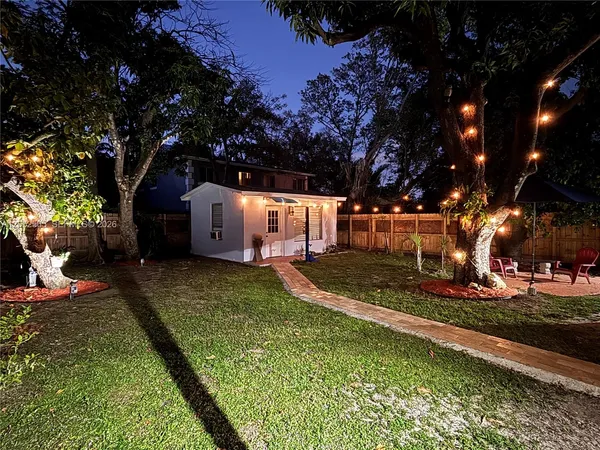 $3,600 | 151 Northwest 165th Street, Miami, FL 33169