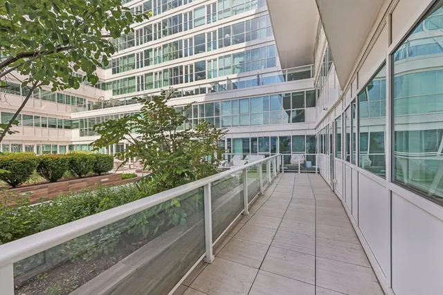 $5,500 | 800 Ave At Port Imperial, Unit 308, Weehawken, NJ 07086