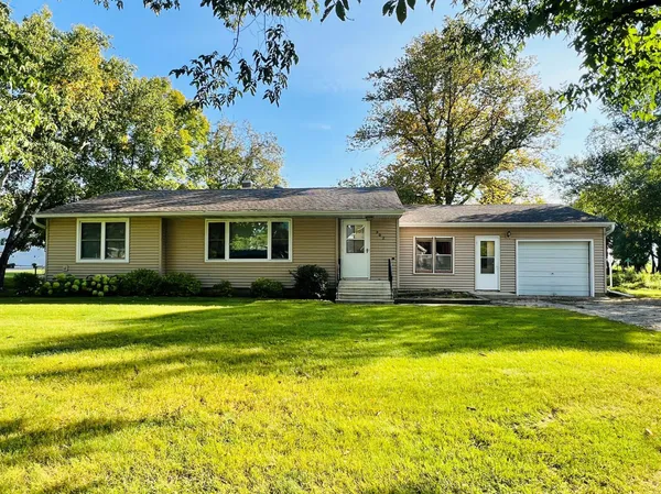 $138,000 | 302 Lois Avenue South, Herman, MN 56248