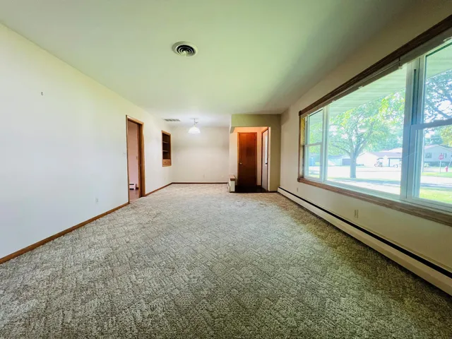 $138,000 | 302 Lois Avenue South, Herman, MN 56248