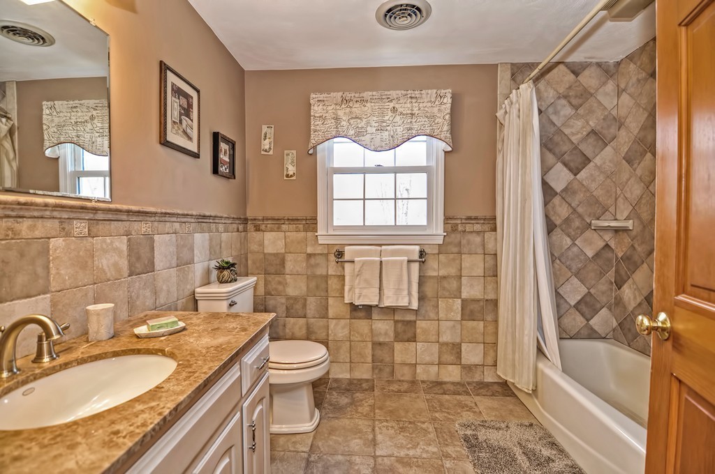 67 Jefferson Road Franklin, MA 02038 - Photo 16 of 20 Gallery Image 16