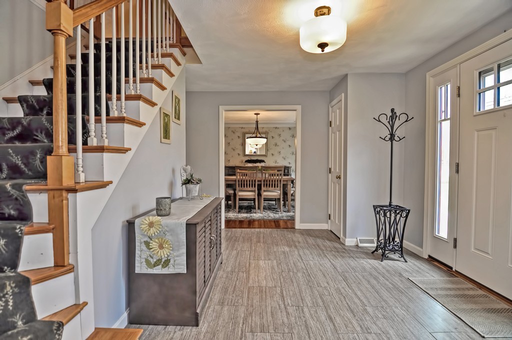 67 Jefferson Road Franklin, MA 02038 - Photo 2 of 20 Gallery Image 2