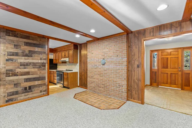 $650,000 | 26 Emily Lane, Newbury, NH 03255