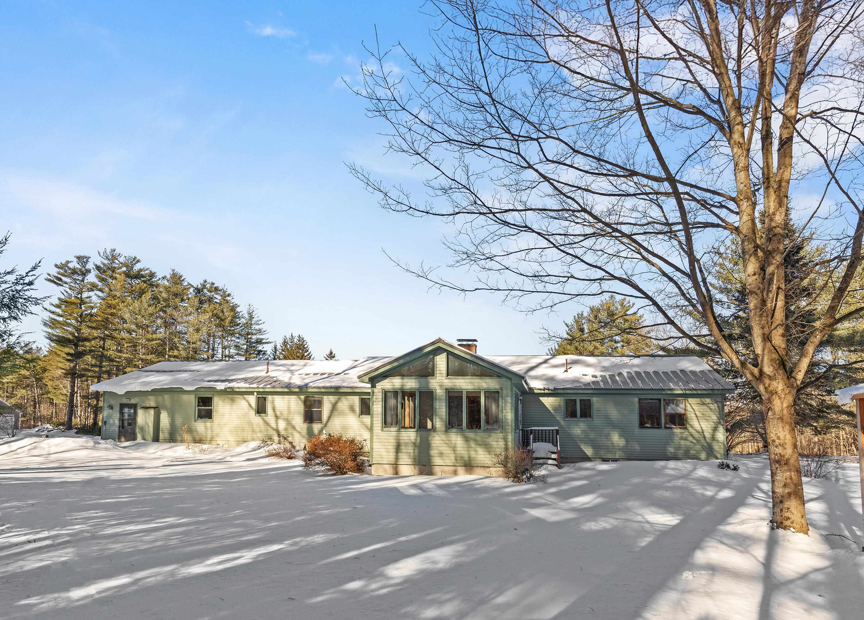 26 Emily Lane Newbury, NH 03255 - Photo 3 of 45