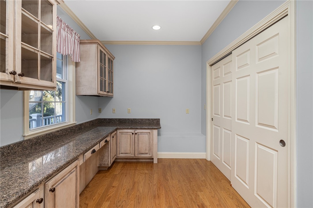 29 Fairview Avenue, Unit B West Warwick, RI 02893 - Photo 16 of 31