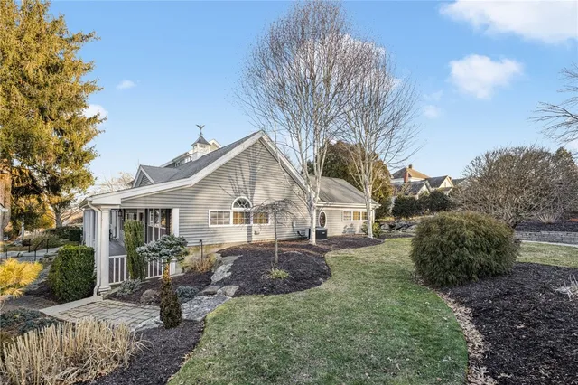 $2,200 | 29 Fairview Avenue, Unit B, West Warwick, RI 02893