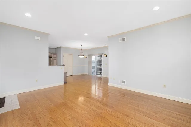 $2,200 | 29 Fairview Avenue, Unit B, West Warwick, RI 02893