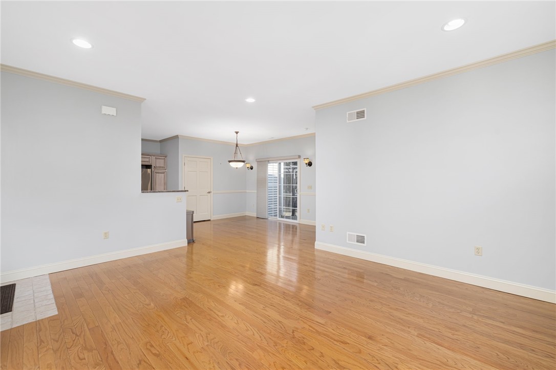 29 Fairview Avenue, Unit B West Warwick, RI 02893 - Photo 7 of 31