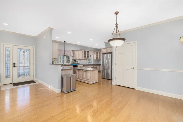 $2,200 | 29 Fairview Avenue, Unit B, West Warwick, RI 02893