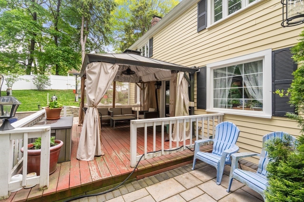 560 Worcester Street Wellesley, MA 02481 - Photo 22 of 29