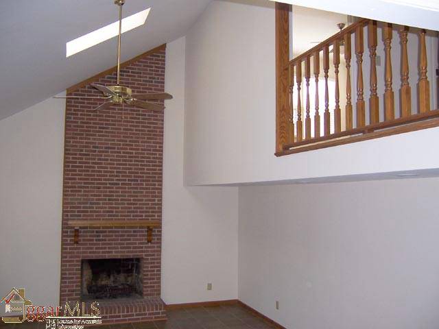 702 East Silverleaf Street Greer, SC 29650 - Photo 2 of 13 Gallery Image 2